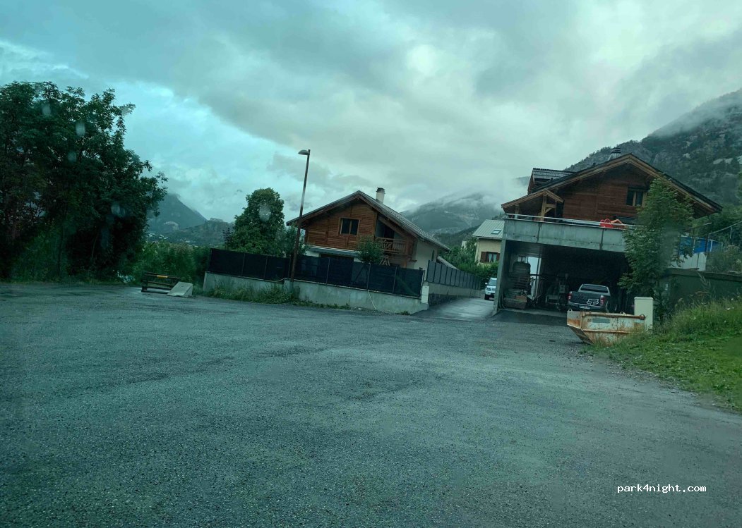 (05100) Villar-Saint-Pancrace - 20 Rue de l'Olivier — foto