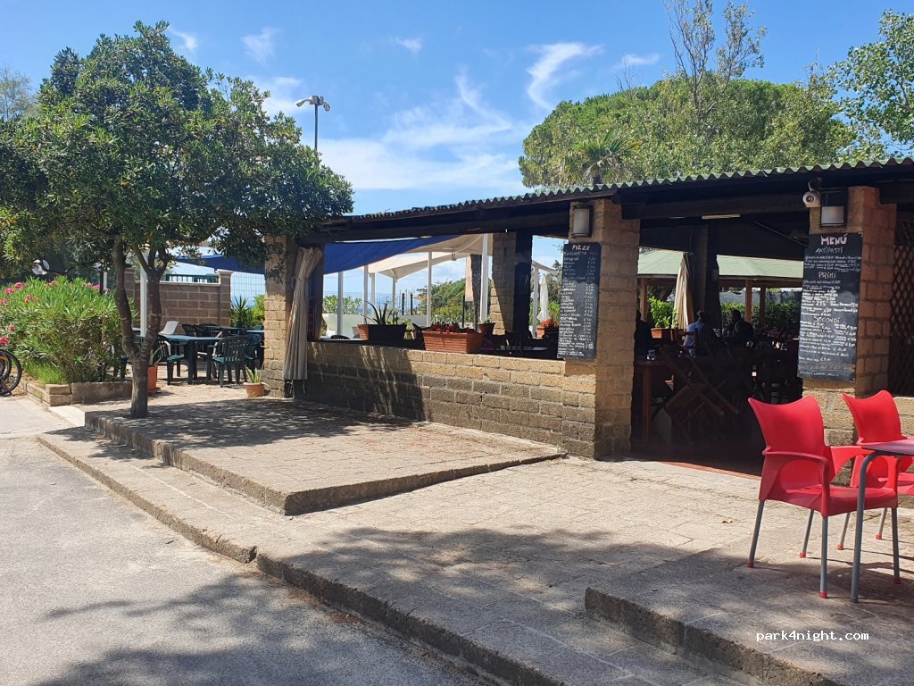 Tahiti Camping — foto 2