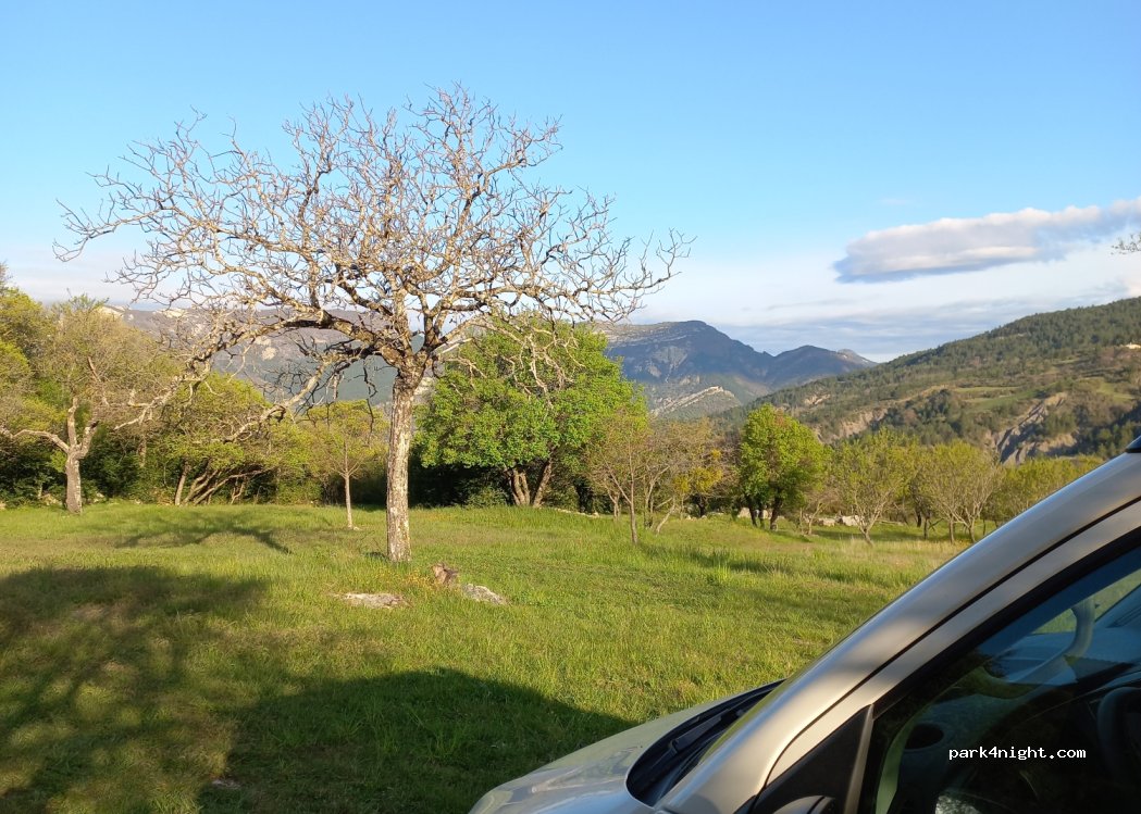 Ferme de Pierre Vieille, camping à la ferme — foto
