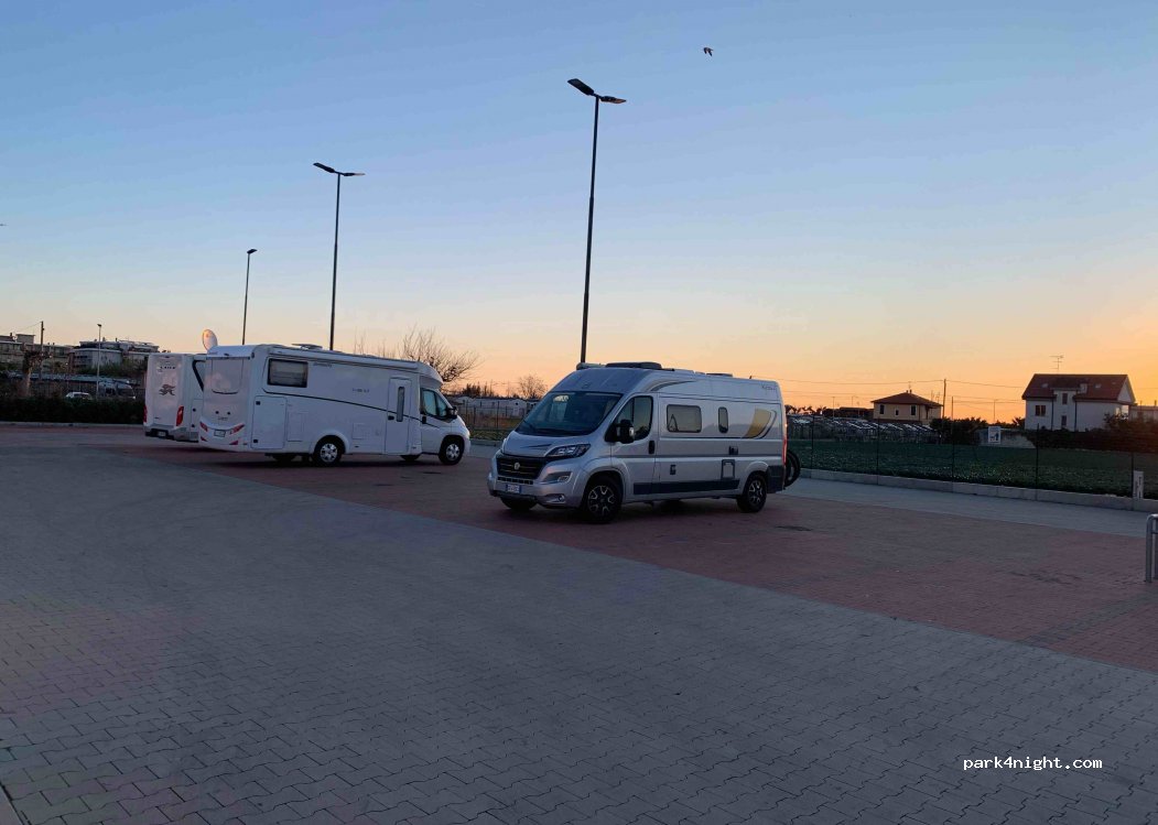 (17023) Ceriale - 1 Via Muragne — foto