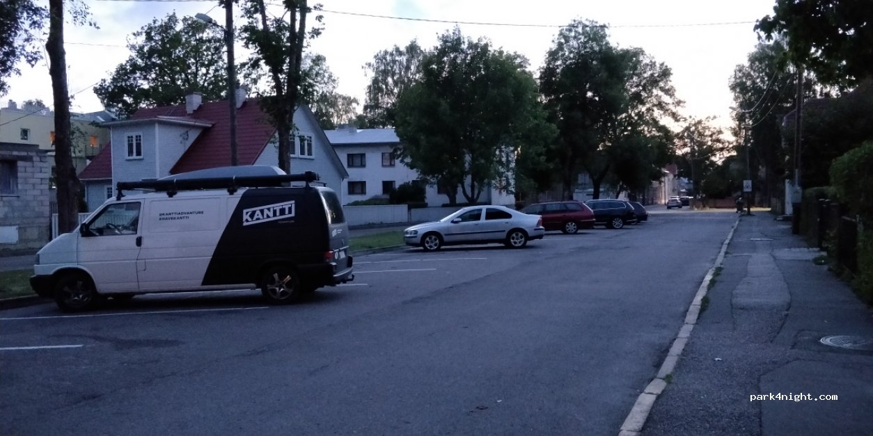 (80014) Pärnu - 15 Roosi — foto