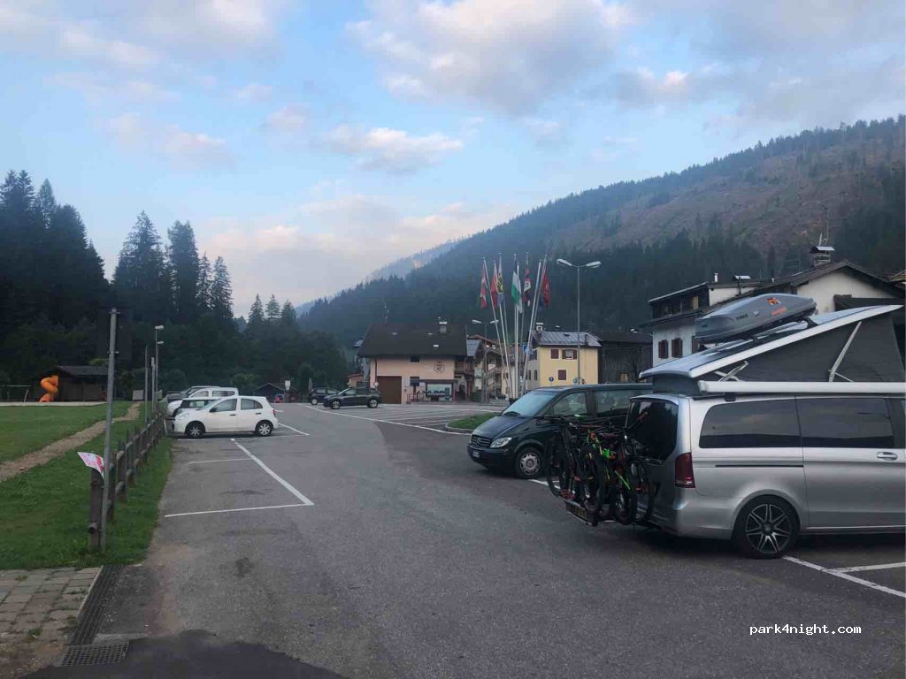 (38030) Soraga - 21 Strada Statale delle Dolomiti — foto