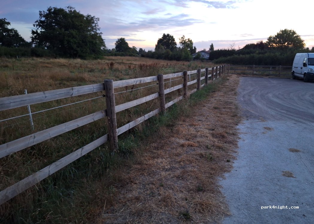 (42210) Boisset-lès-Montrond - 17 Route du Canal — foto 3