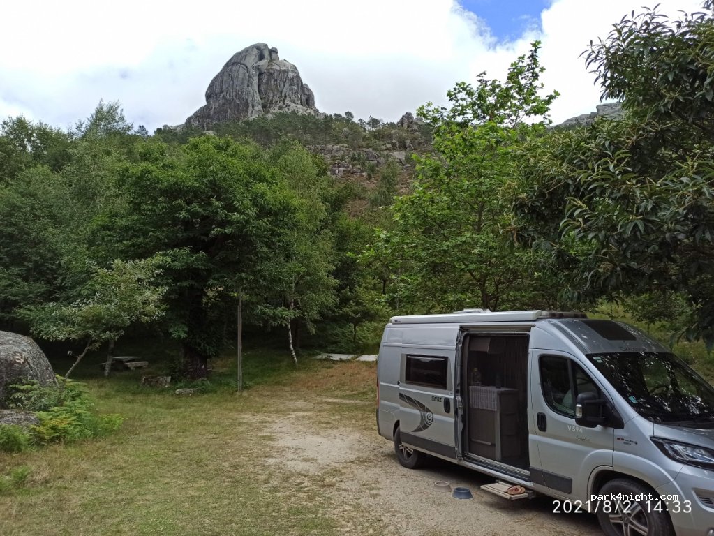 (4960) Castro Laboreiro - Unnamed Road — foto