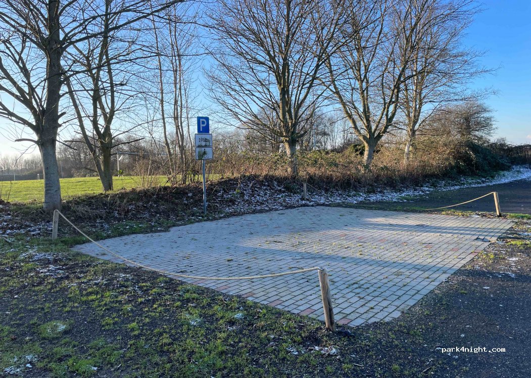 (24229) Schwedeneck - 16 Zum Kurstrand — foto 2