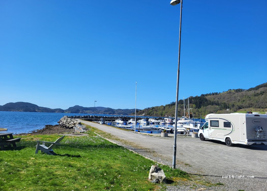 Vikebygd Båthavn — foto 3