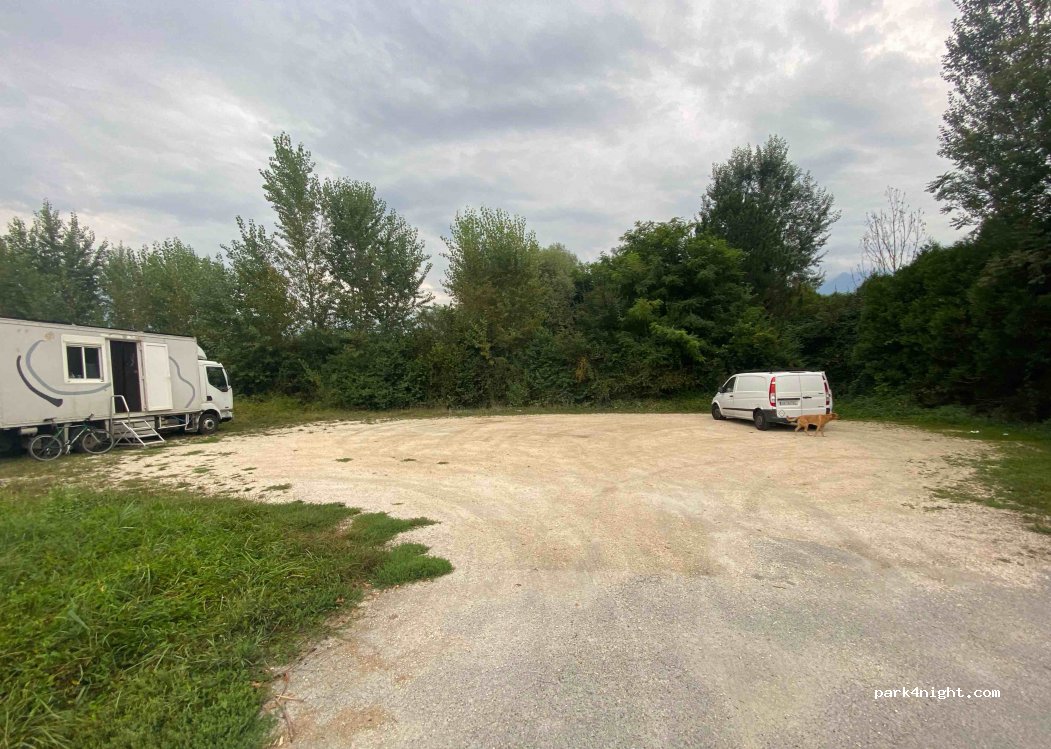 (38240) Meylan - Chemin de la Charrière d'Enfer — foto 2