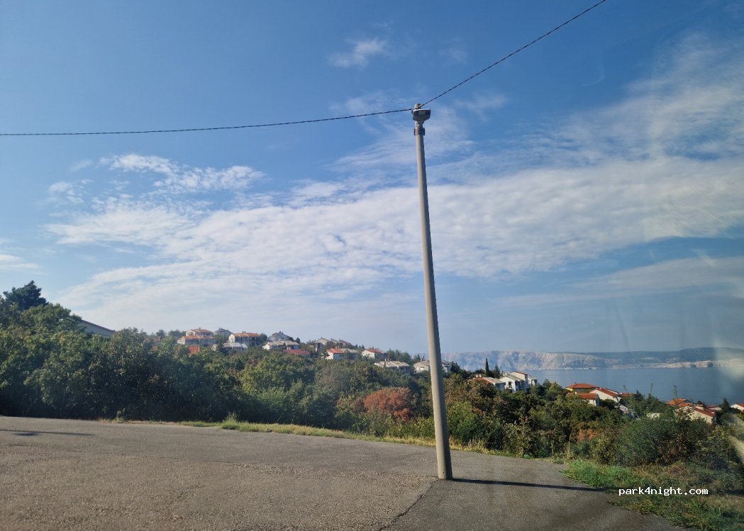 (51252) Klenovica - Braće Miletić — foto