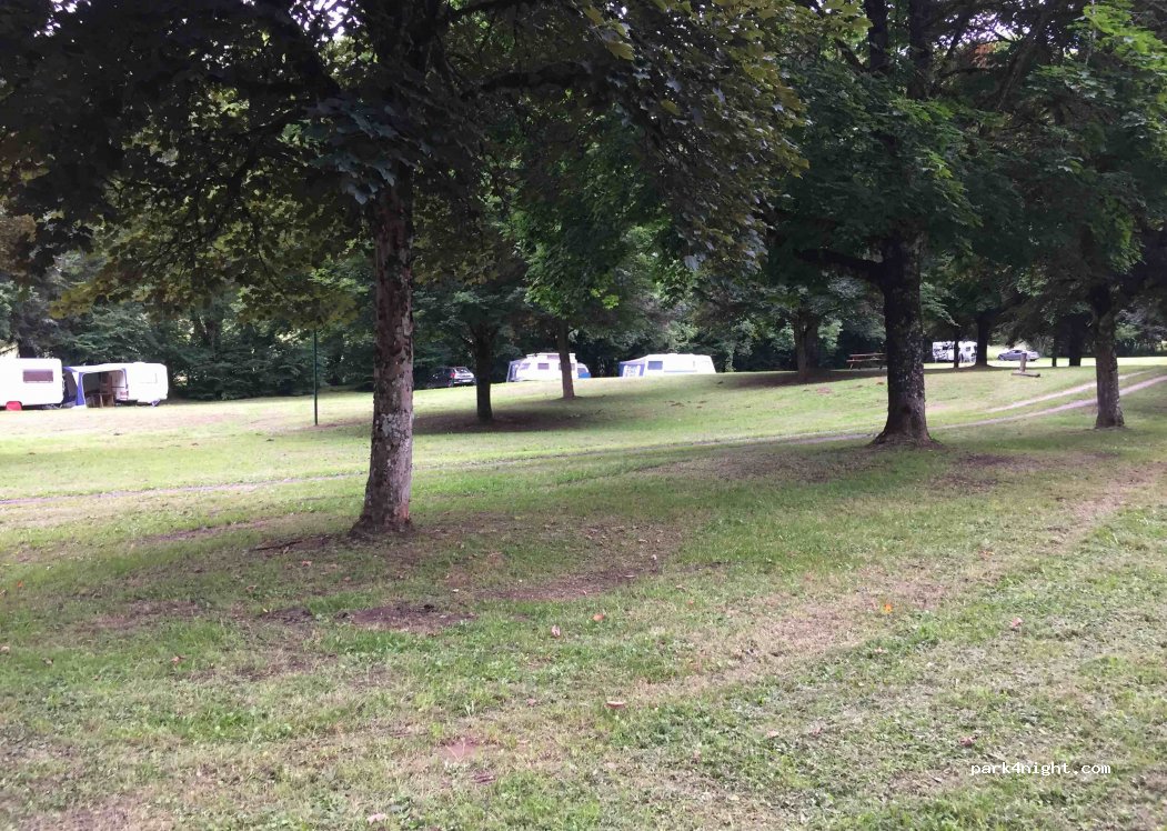 Camping municipal de Messeix — foto