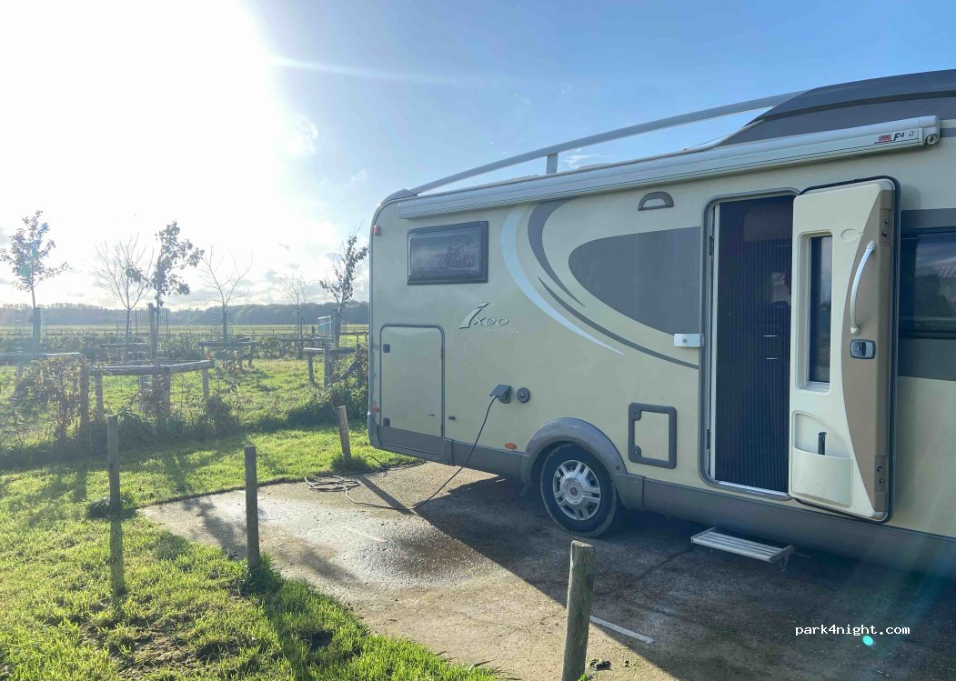 Camperplaats De Veldhoekhoeve — foto 2