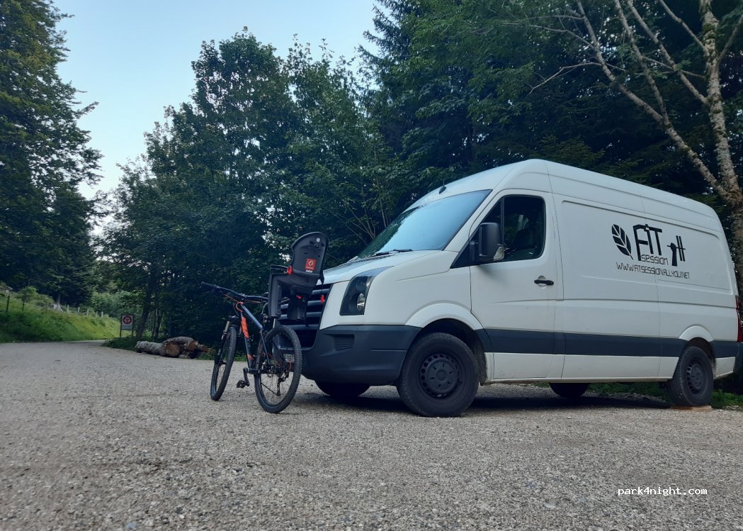 (1446) Baulmes - Unnamed Road — foto