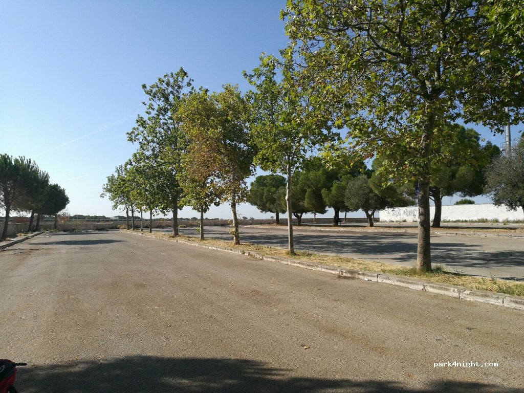 (74023) Grottaglie - 6 Viale dello Sport — foto