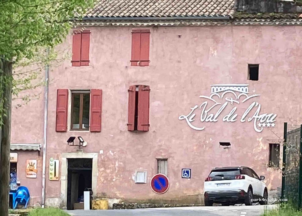 Camping Le Val de l'Arre — foto