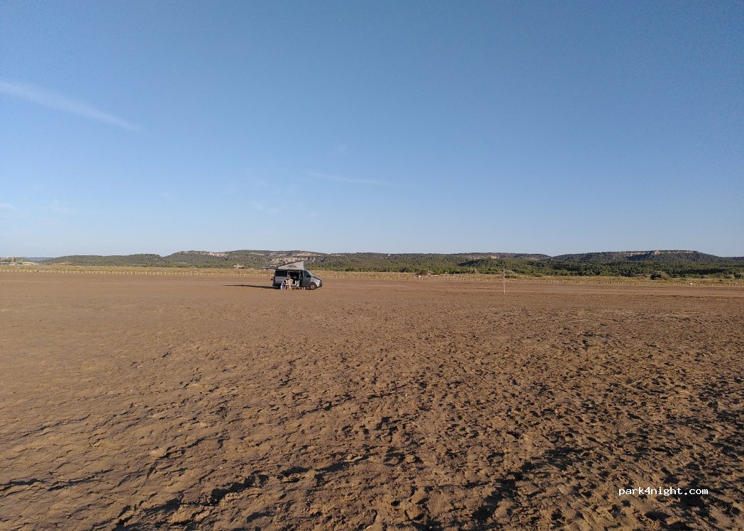 (11430) Gruissan - Unnamed Road — foto