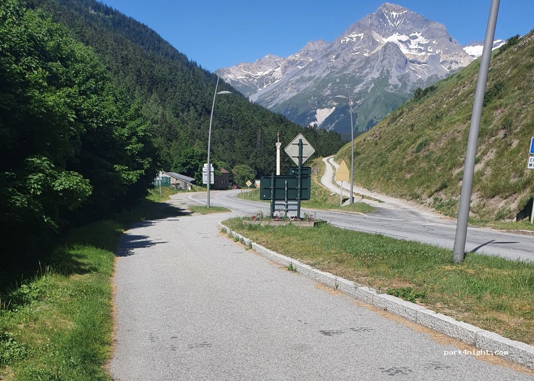 (73480) Val-Cenis - 2 Rue du Mont-Cenis — foto 2
