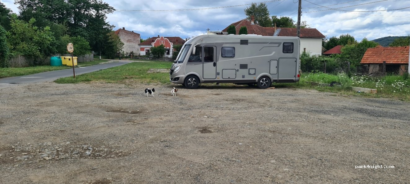 (337005) Baia de Criș - 3 Strada Muntele Găina — foto