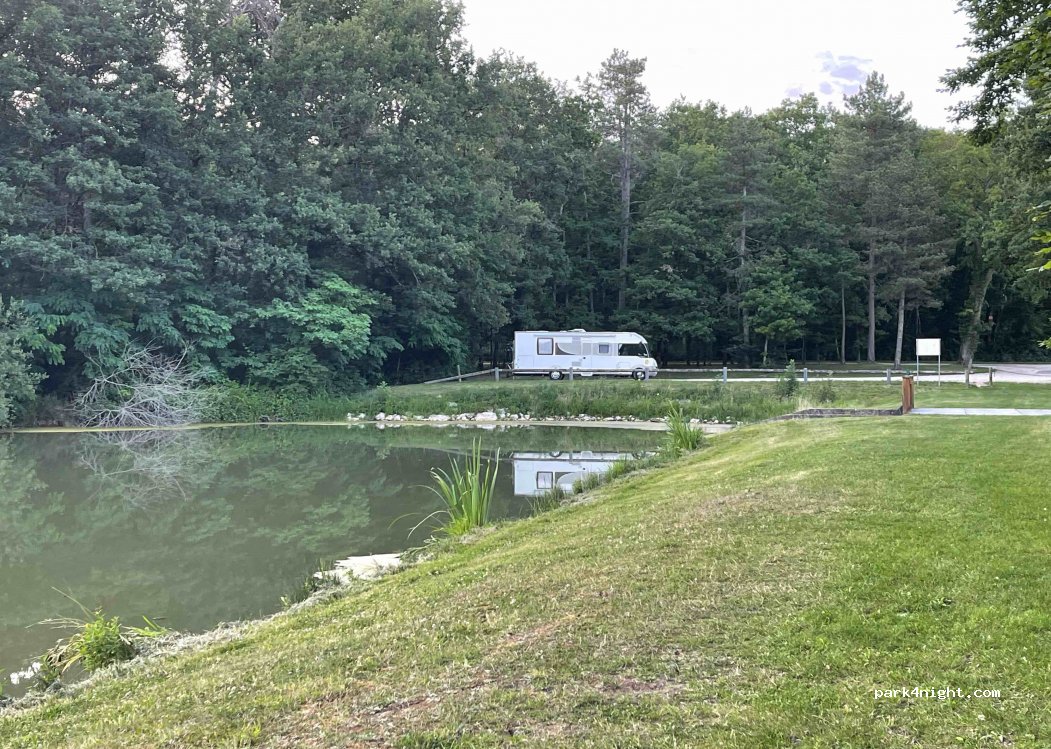(45290) Varennes-Changy - Unnamed Road — foto 2