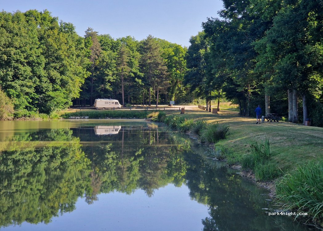 (45290) Varennes-Changy - Unnamed Road — foto 4