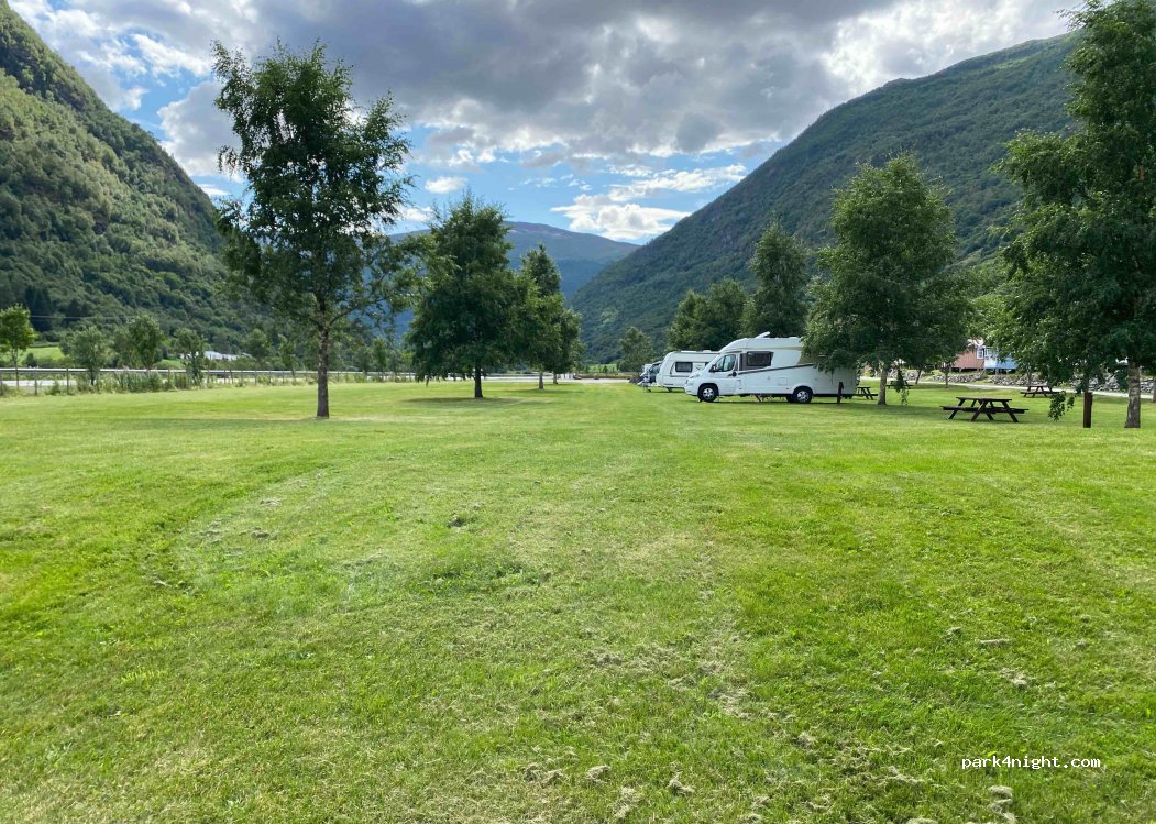 Borgund hyttesenter og Camping i Lærdal — foto 2