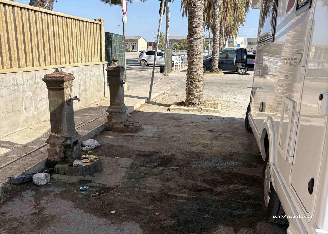 (91100) Trapani - 91 Via Isola Zavorra — foto 3