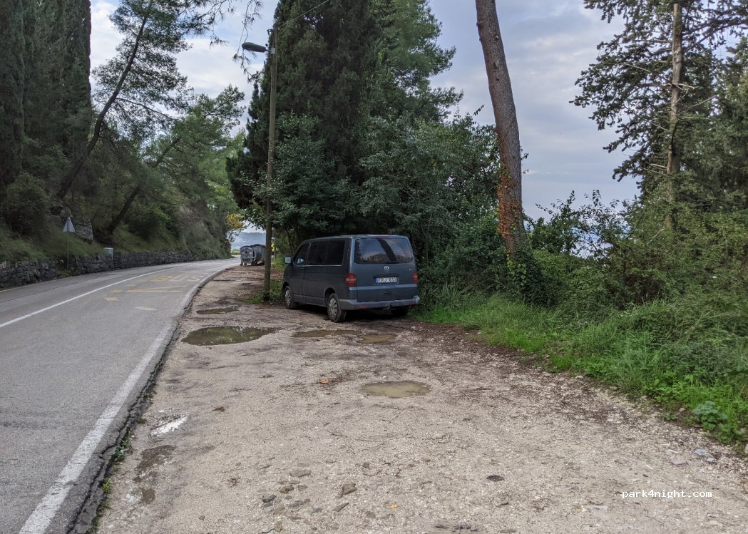 (21000) Split - 51 Šetalište Ivana Meštrovića — foto