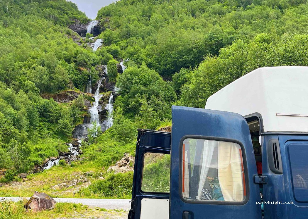(6899) Balestrand - 7 Sekundær Fylkesveg 152 — foto 4