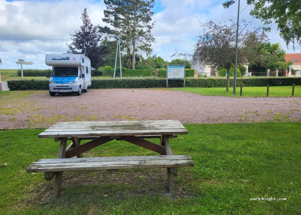 (60420) Courcelles-Epayelles - 9 Rue du Tour de l'Église — foto 3