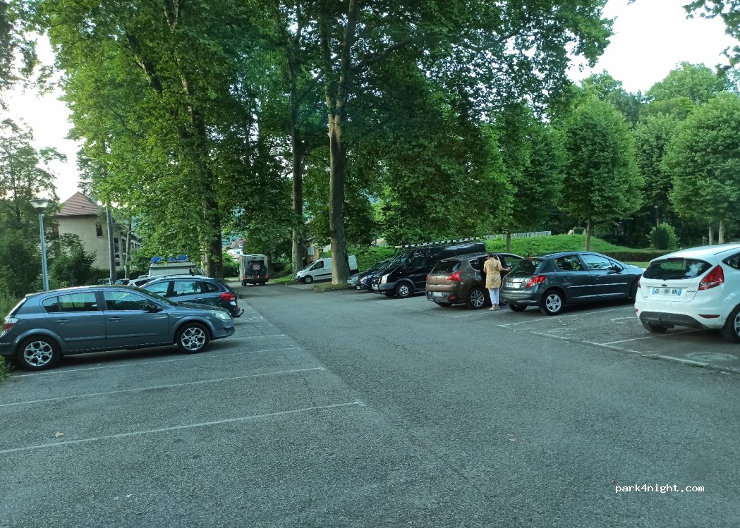 (38220) Vizille - 524 Avenue Aristide Briand — foto