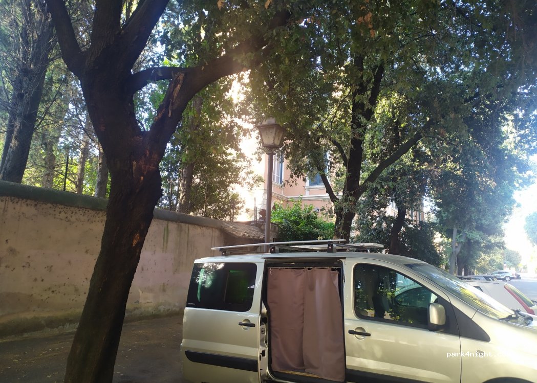 (00153) Roma - 19 Via di San Domenico — foto