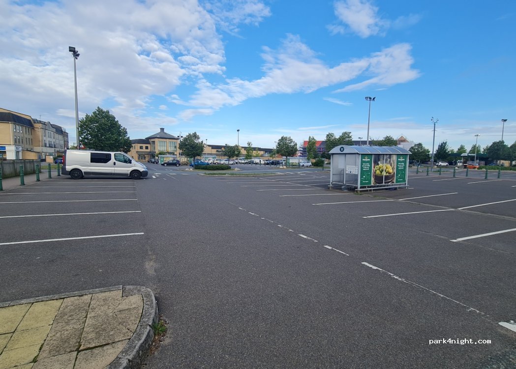 (CB23) Cambourne - Unnamed Road — foto