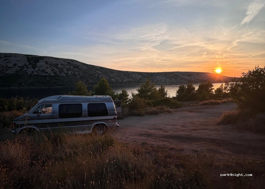(51280) Barbat na Rabu - 733 Barbat — foto