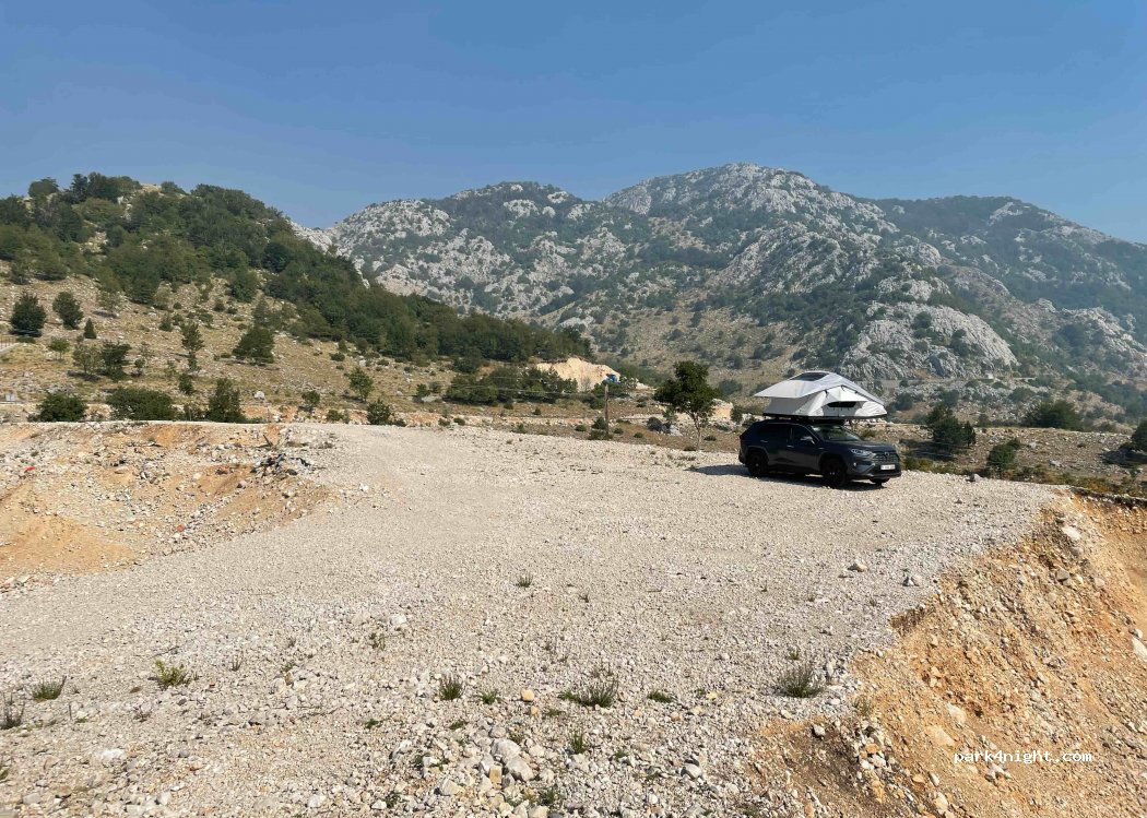 (85340) Herceg Novi - Unnamed Road — foto 4