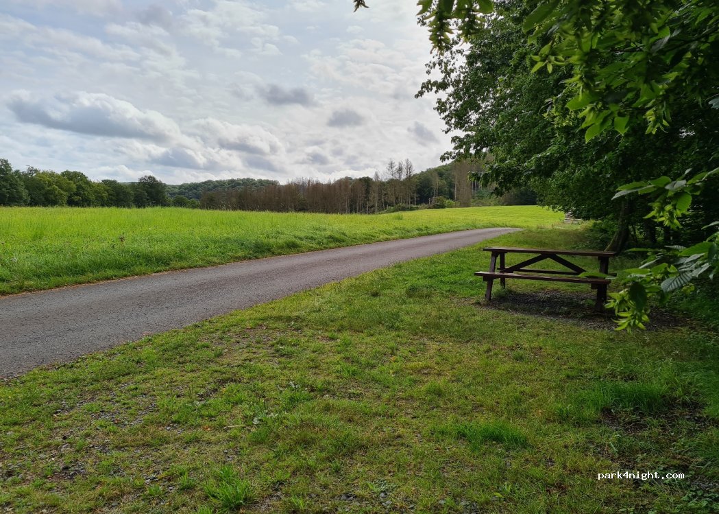(57629) Stein-Wingert - 60 Hauptstraße — foto