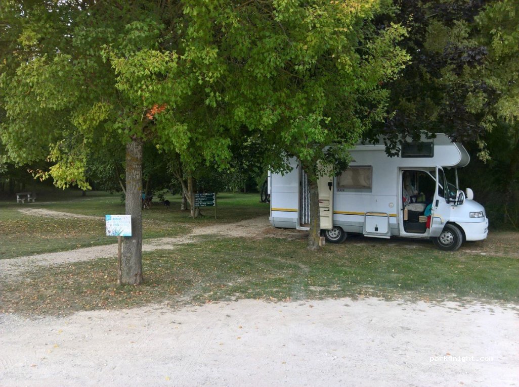 (79800) La Mothe-Saint-Héray - 24 Rue du Pont l'Abbé — foto 2