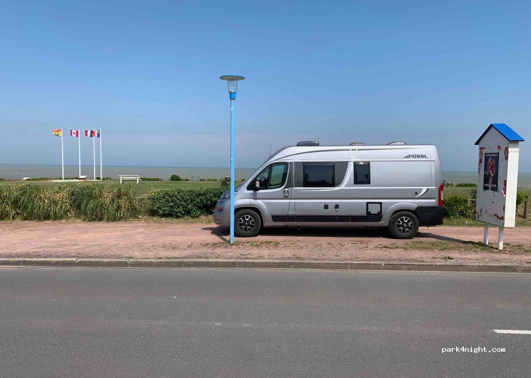 (14990) Bernières-sur-Mer - Avenue du Littoral — foto 3
