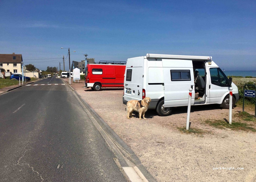 (14990) Bernières-sur-Mer - Avenue du Littoral — foto 4