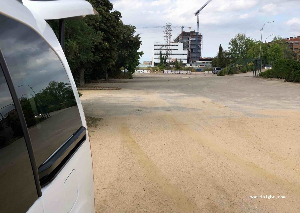 (17005) Girona - 21 Carrer de George Stephenson — foto 4