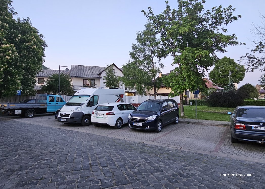 (430406) Baia Mare - 13 Piața Viitorului — foto