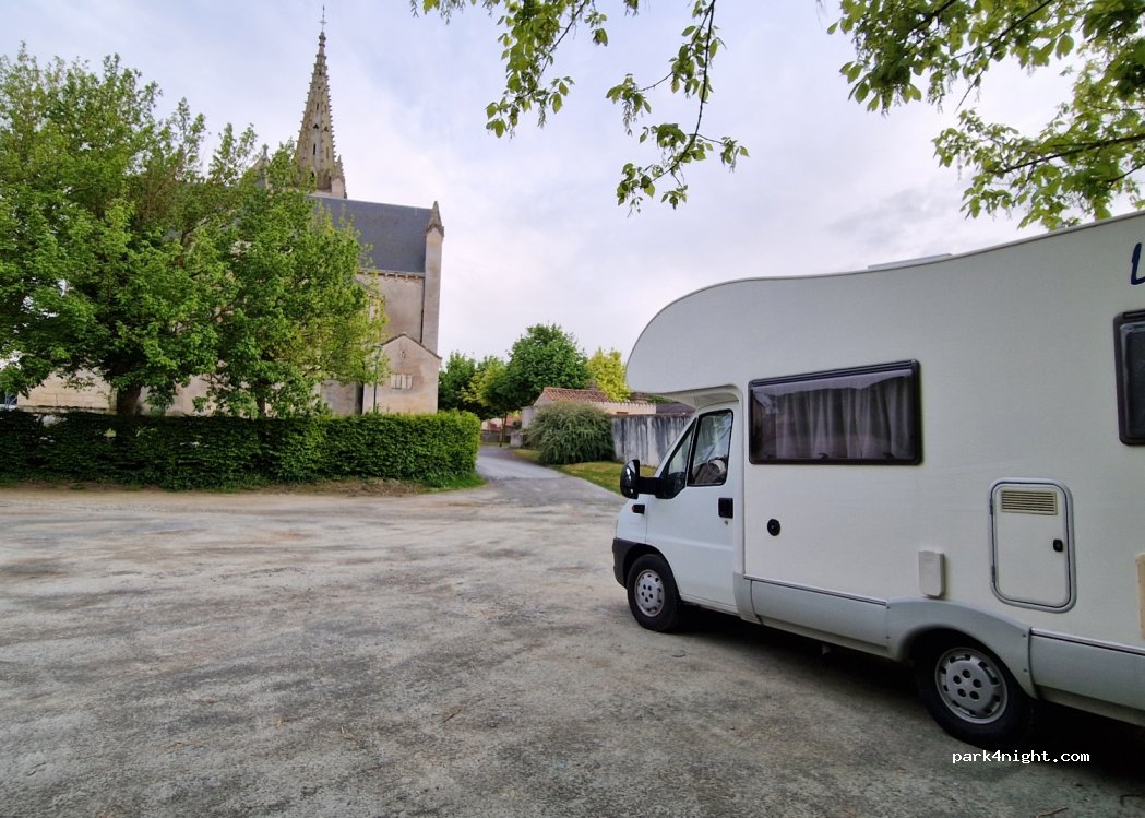 (79270) Le Vanneau-Irleau - 2 Route d'Arçais — foto 4
