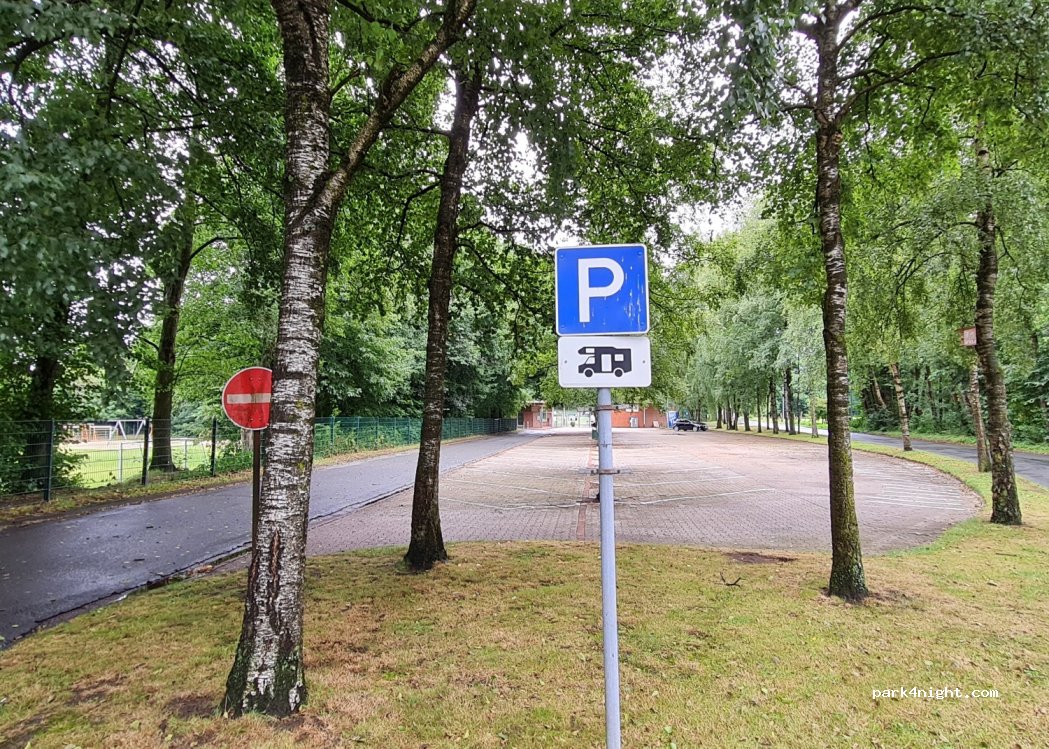 Übernachtungsparkplatz Steinfeld Wohnmobile — foto