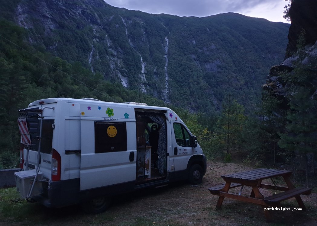 (6213) Tafjord - 121 Sjoavegen — foto 2