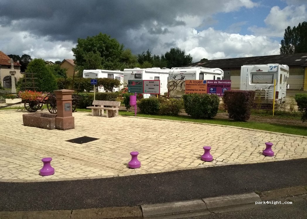 Aire de camping car des mille projets — foto 2