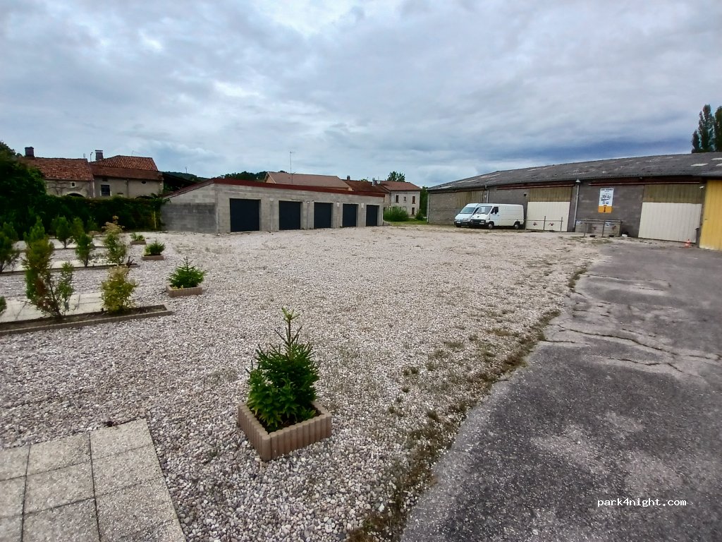 Aire de camping car des mille projets — foto 5