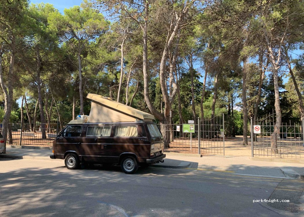 (08870) Sitges - Carrer Cristóbal Colón — foto