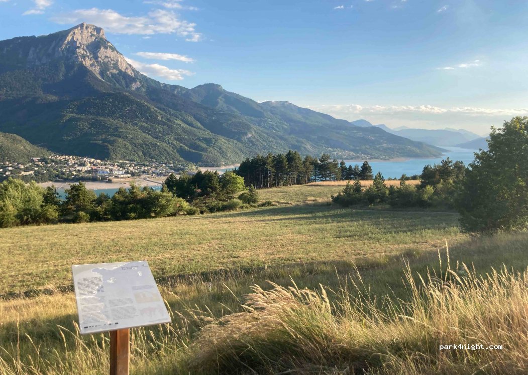 (05200) Puy-Saint-Eusèbe - D741 — foto