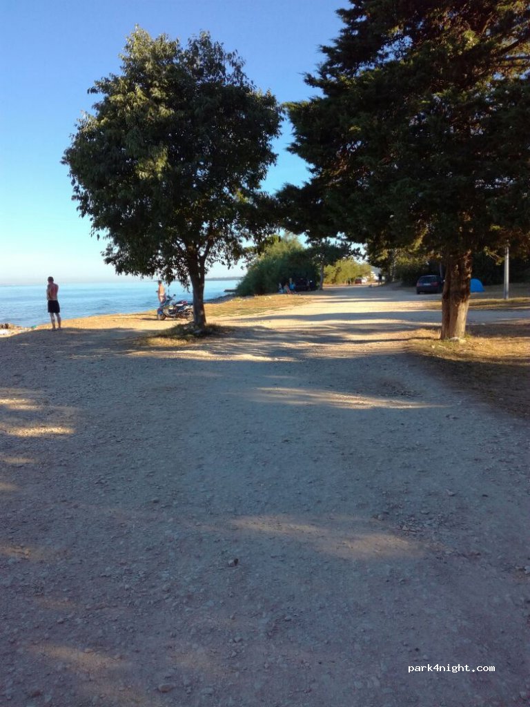 (23000) Zadar - 18 Obala kneza Domagoja — foto