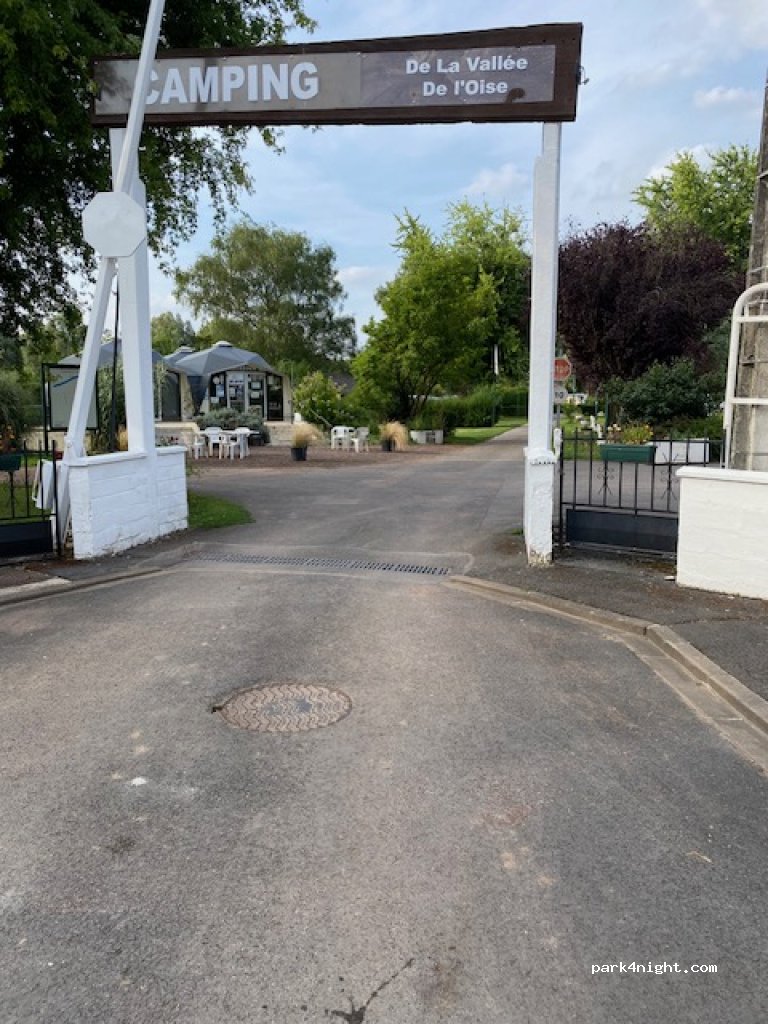 Camping de la Vallée de l'Oise*** Aire de Camping Car — foto 4