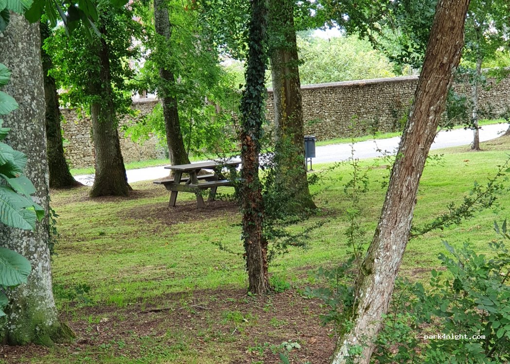 (28480) Beaumont-les-Autels - 13 Route d'Orléans — foto 3