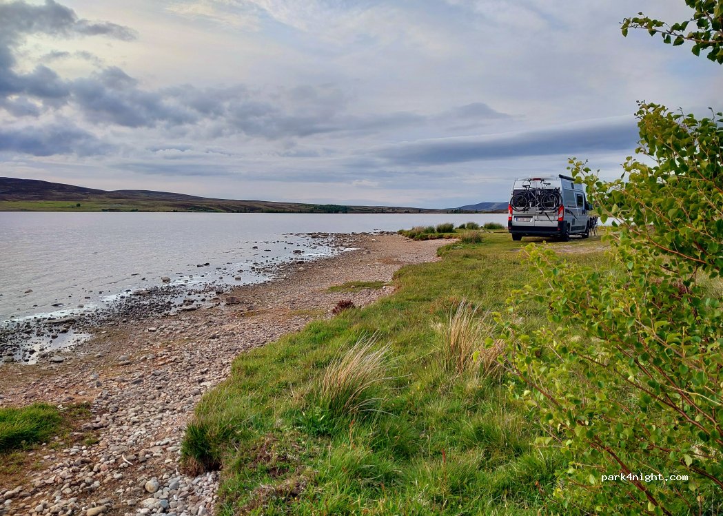 (PH26 3PY) Lochindorb - Unnamed Road — foto 3