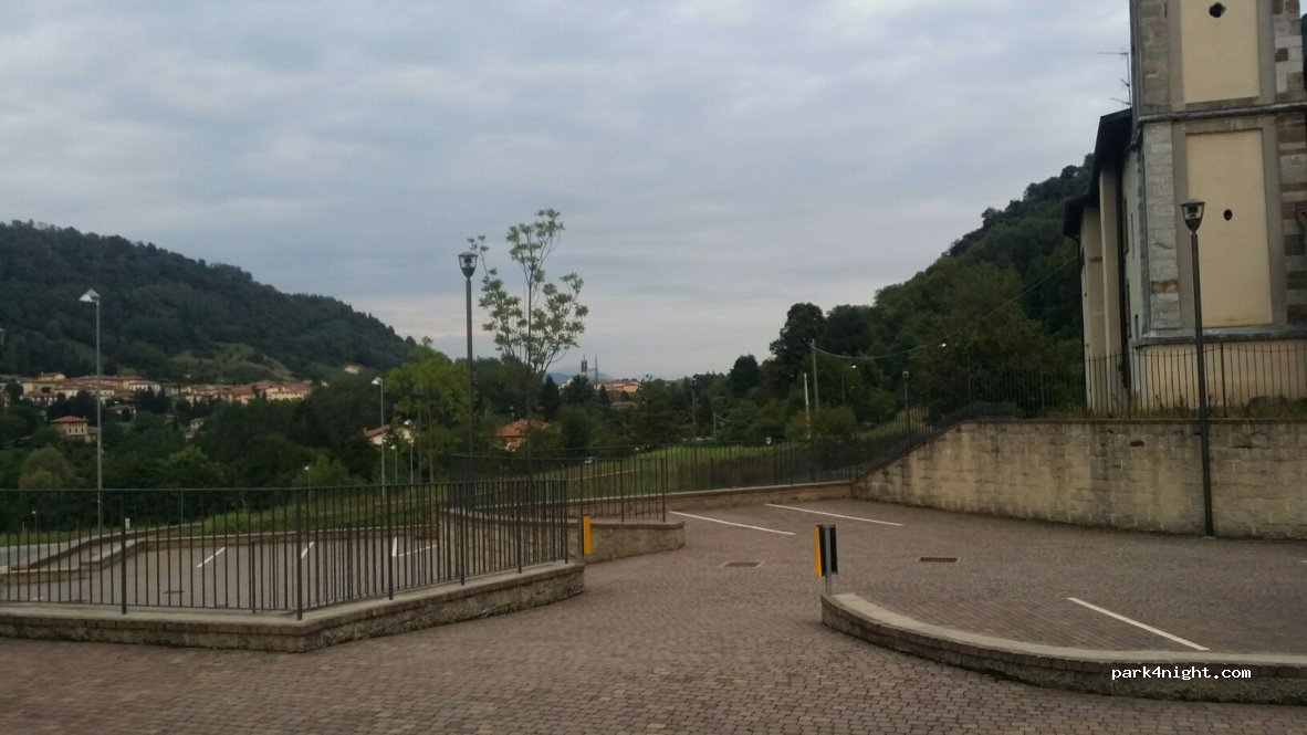 (24030) Pontida - 235 Via Santuario dell'Addolorata — foto